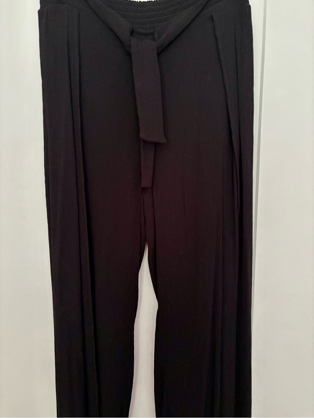 Kona Sol Wide‑Leg Tie Waist Cover‑Up Pants | Black | Size Medium - Picture 4 of 9